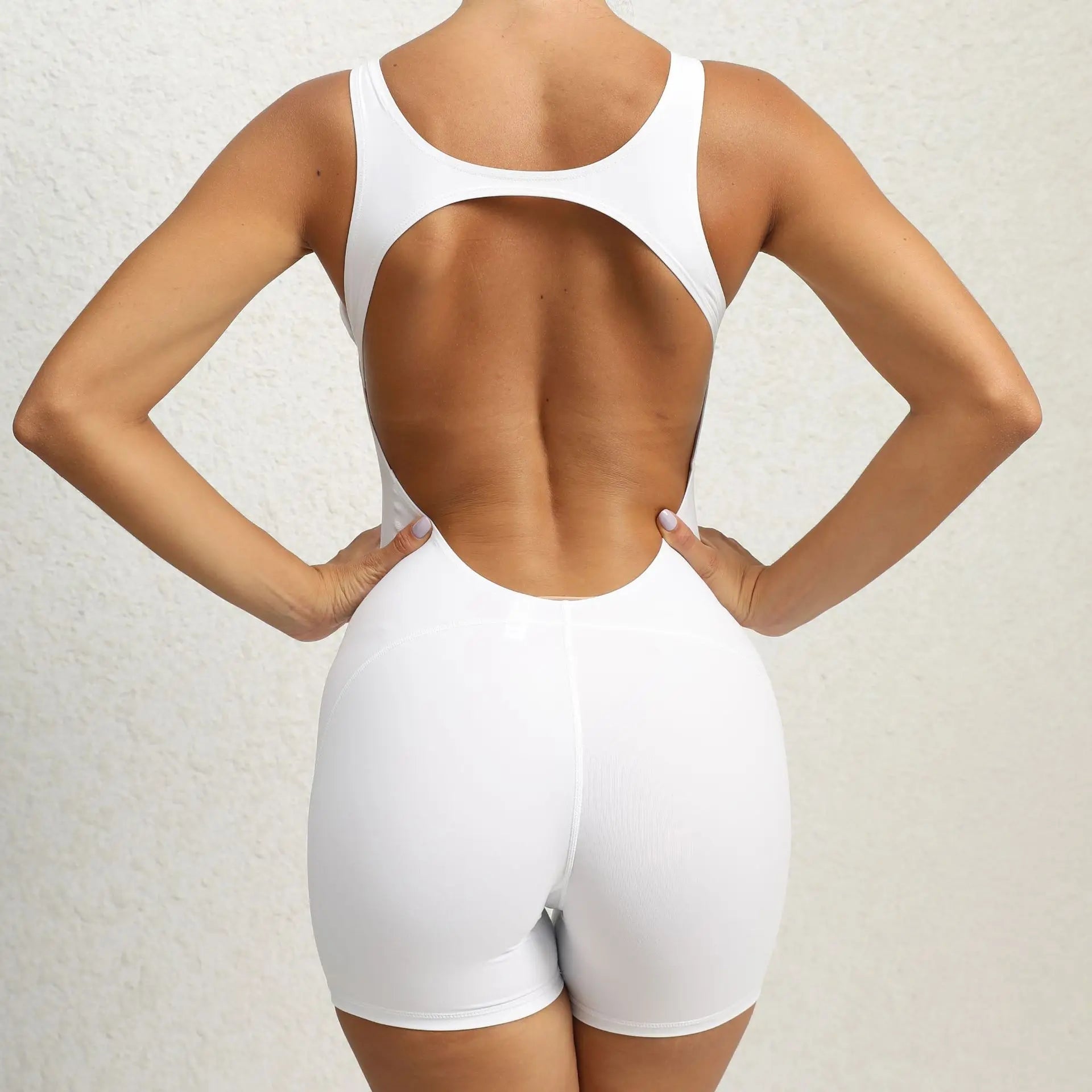 FlexForm – The Seamless Training Bodysuit