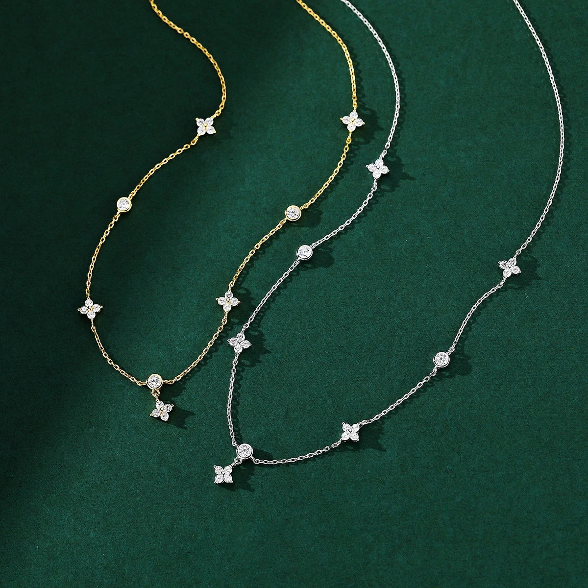 Luminia Clover – Zircon Inlaid Luxury Necklace