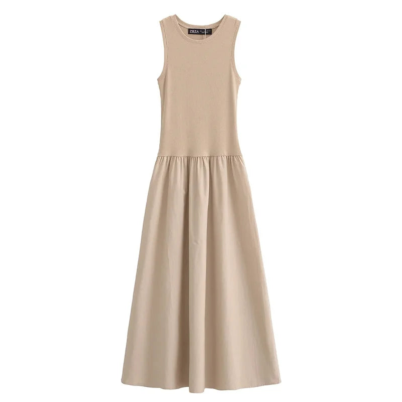 Timeless Flow – The Elegant Long Dress
