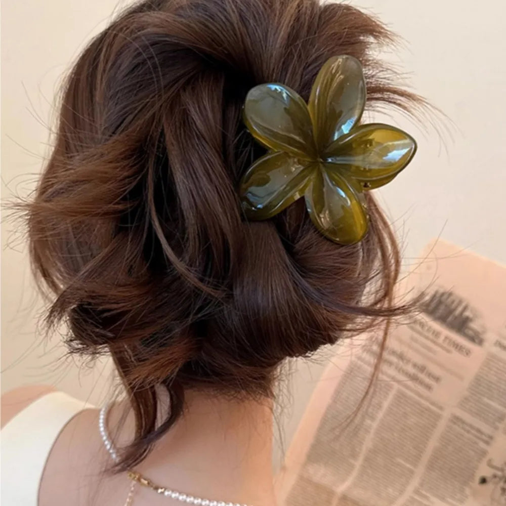 Fairy Wave Bloom – Lightweight Princess Hair Clip