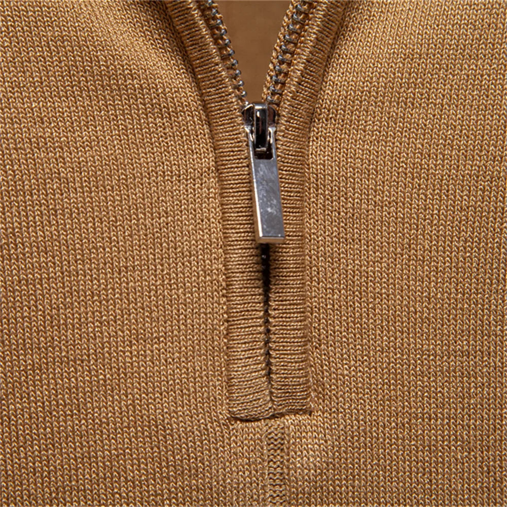 Urban Polo – The Sporty Polo Shirt with a Zipper