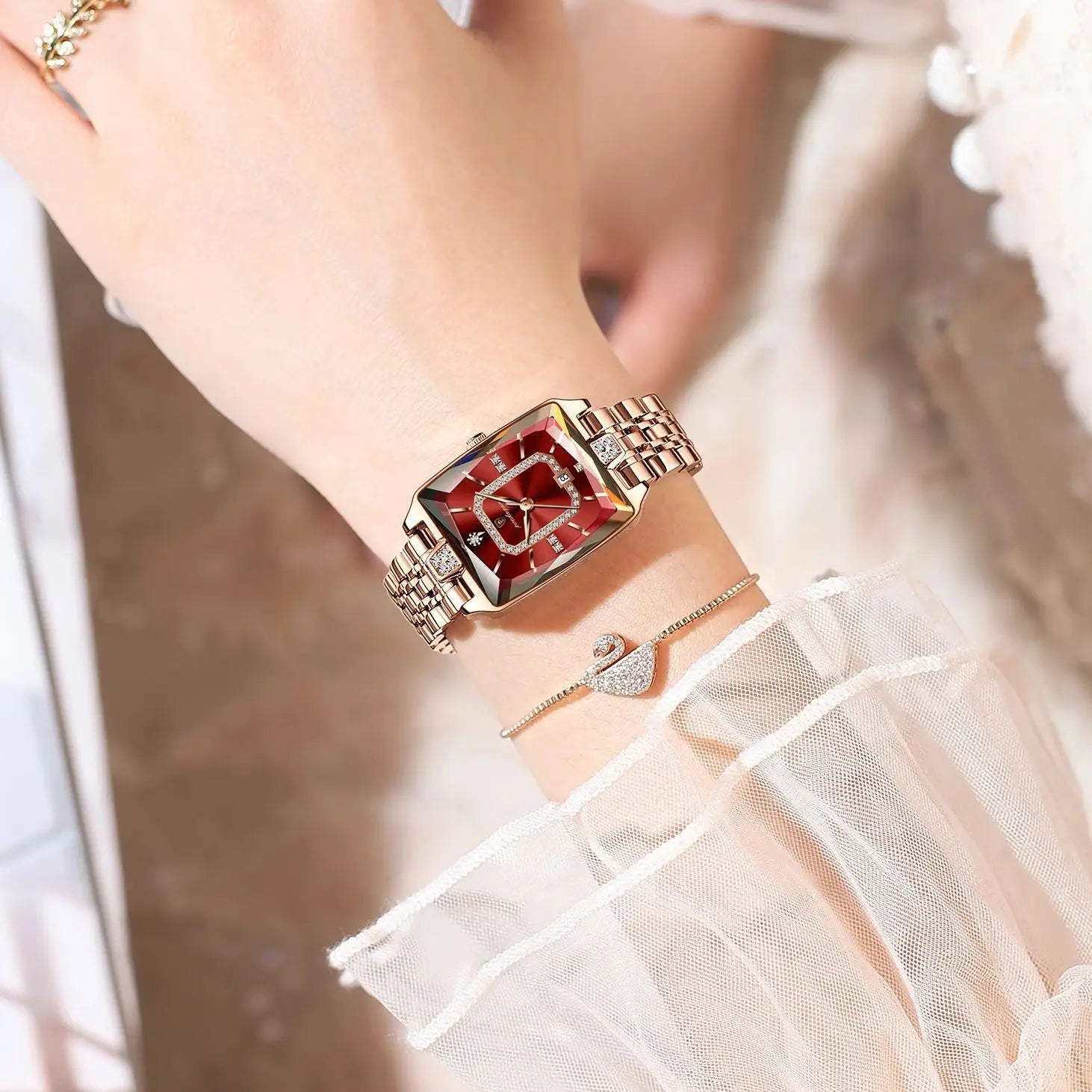Aurelia Time – The Elegant Stainless Steel Women's Watch