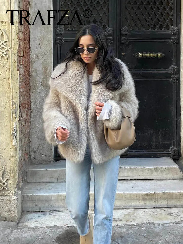 Elysian Jacket – The Ultimate Cropped Outerwear