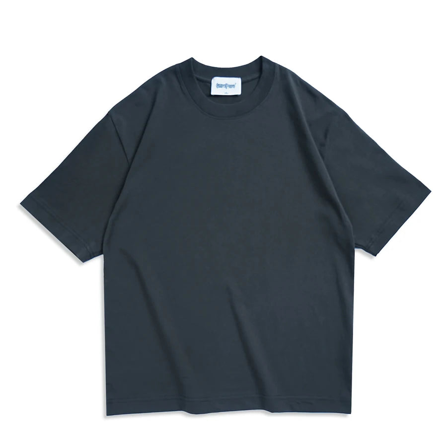 Urban Drop-Tee – The Casual Oversized T-shirt for Summer