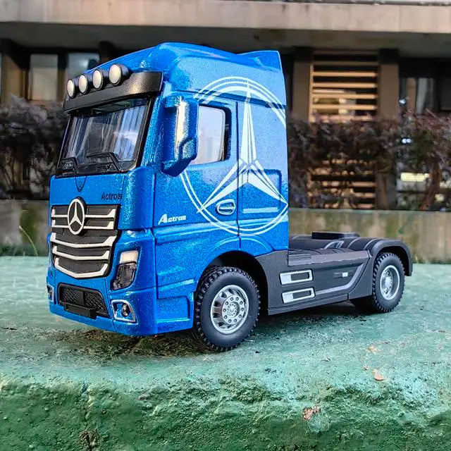 1:50 Diecast Container Truck Head – Pull-Back Alloy Model with Openable Doors