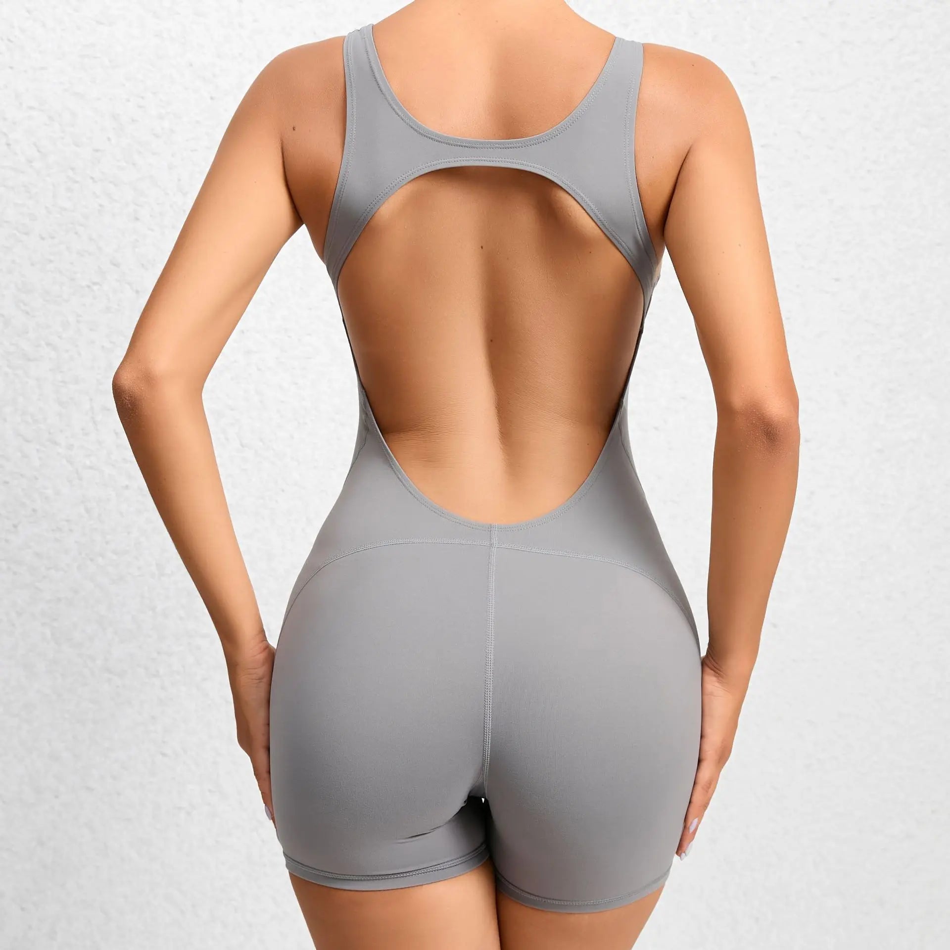 FlexForm – The Seamless Training Bodysuit