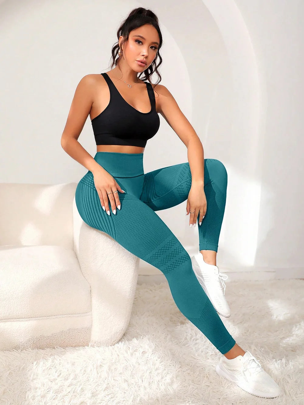 Sculpt Motion – The Seamless Fitness Leggings