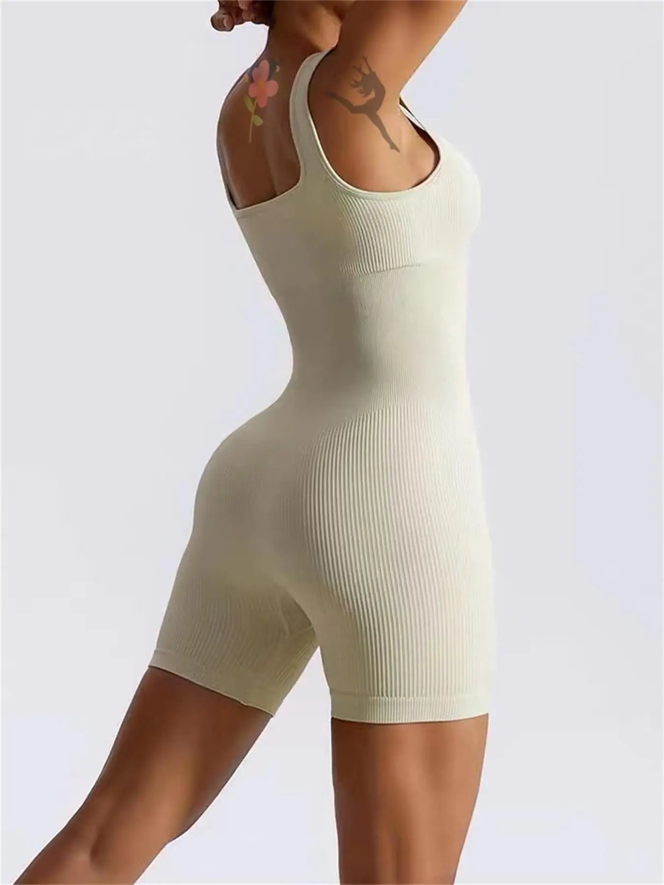 Sculpt & Go – The Seamless Fitness Bodysuit