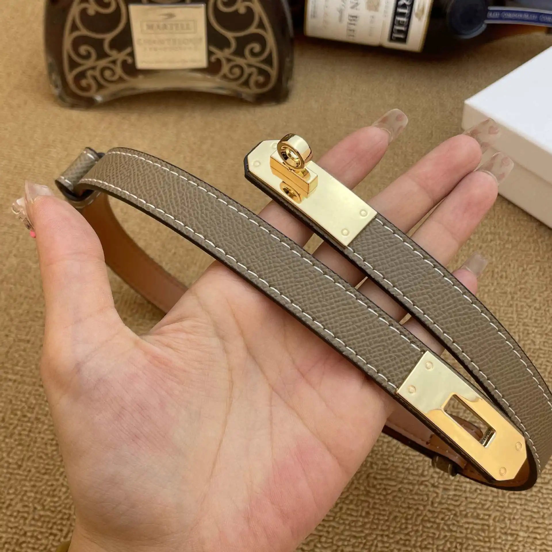 Aurelia Lux – The Golden Buckle Women's Leather Belt