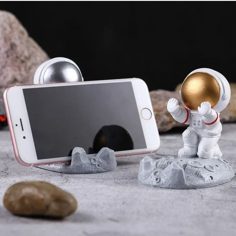 StarDock Spaceman Phone Holder