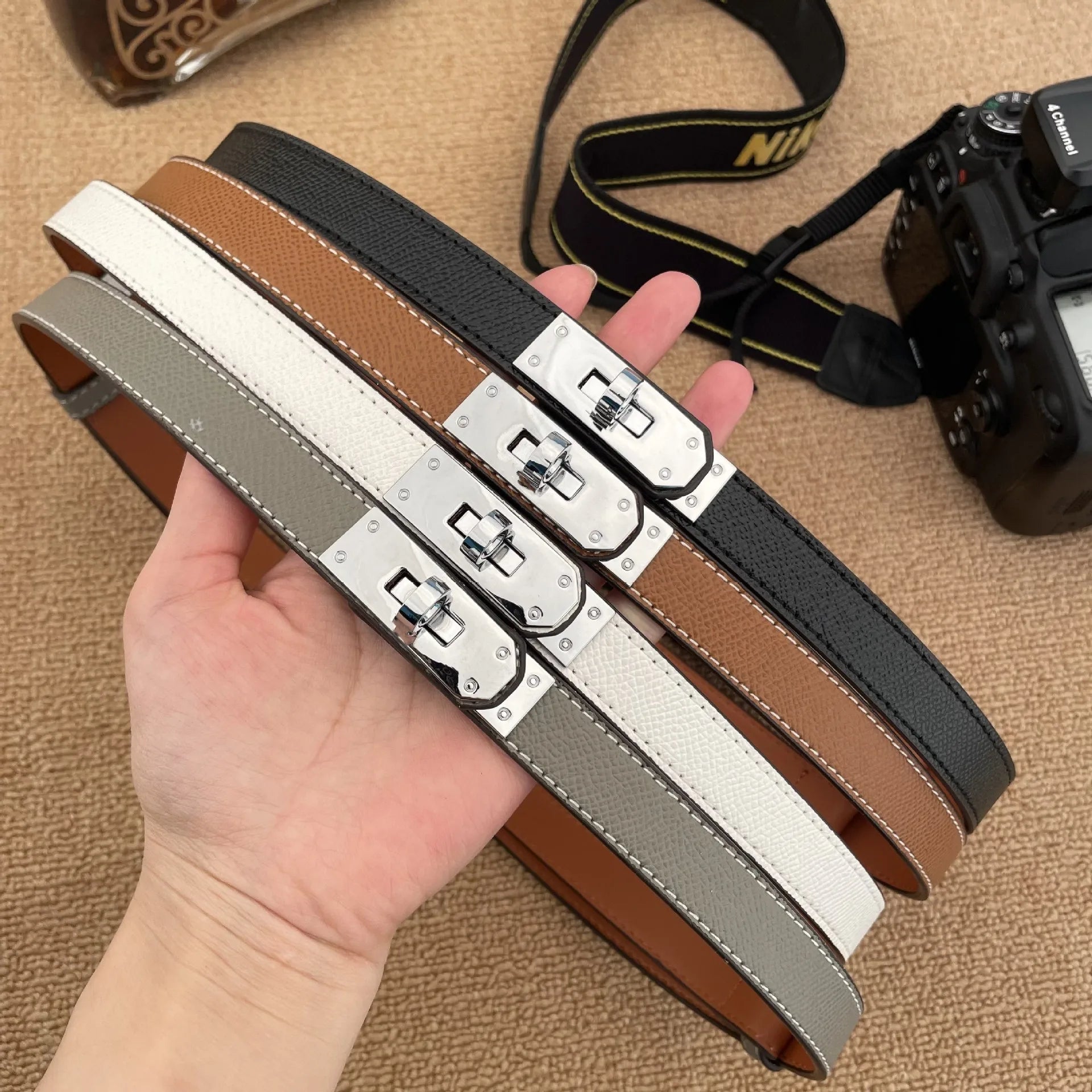 Aurelia Lux – The Golden Buckle Women's Leather Belt